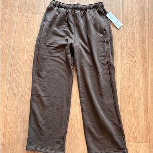 MENS ALO Accolade Straight Leg Sweatpant WITH TAG size L
